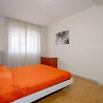 Guesthost - Dimora Dall'alto Apartmán