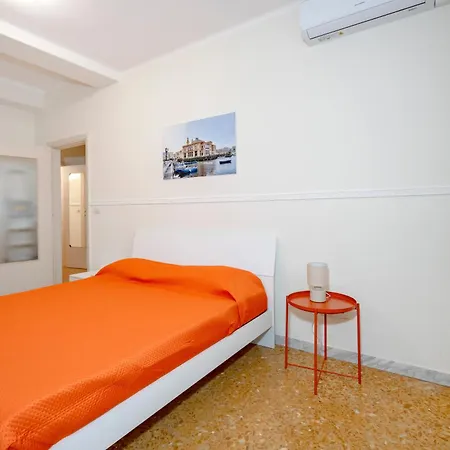 Guesthost - Dimora Dall'alto Apartmán *