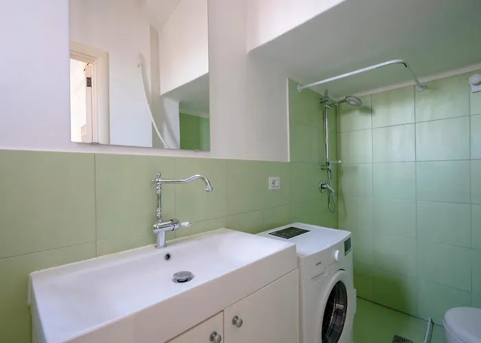 Apartment Guesthost - Dimora Dall'alto Bari